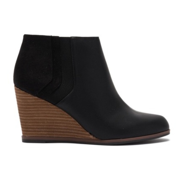 dr scholl's patch wedge bootie